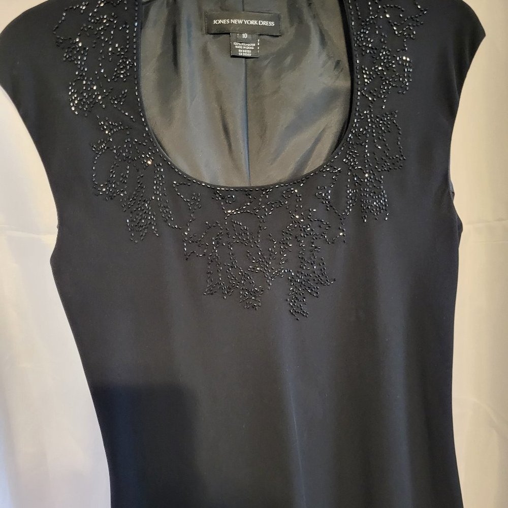 Jones New York crepe de chine cocktail dress size 10